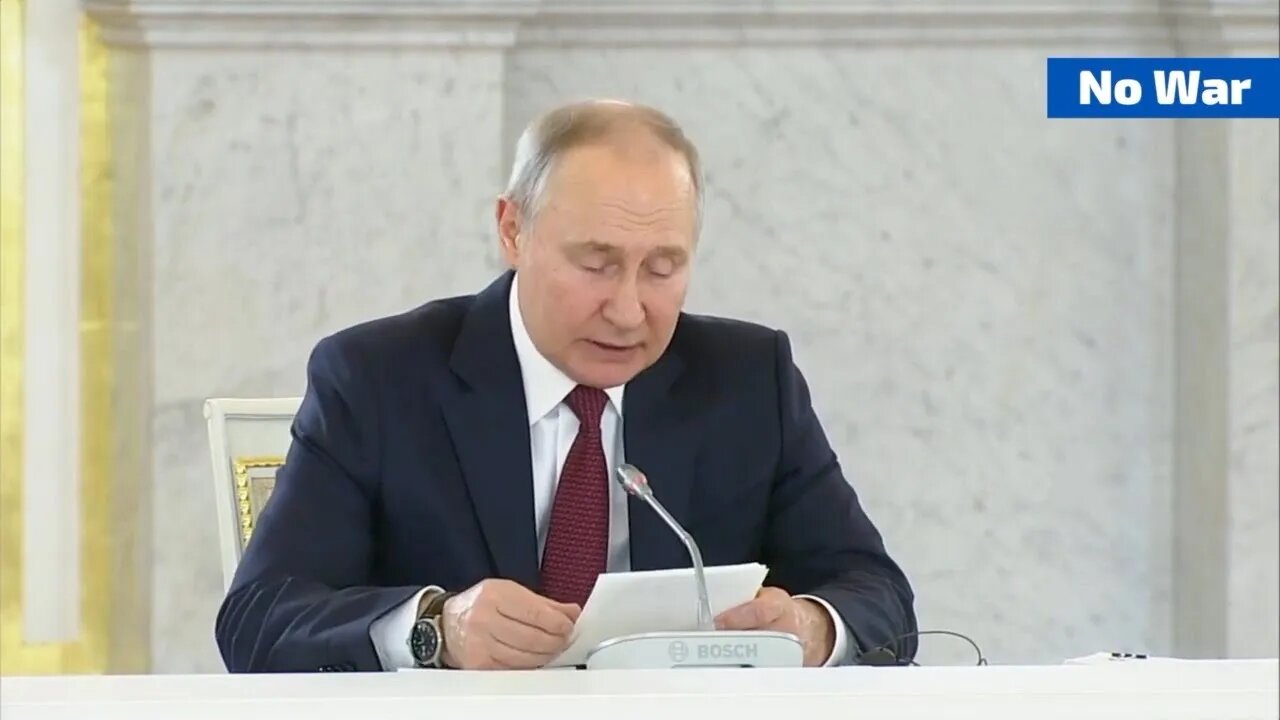 Putin held talks with Xi Jinping!!