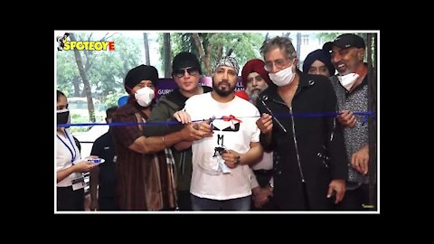 Mika Singh Kick Starts Vaccination Drive To Celebrate His Birthday