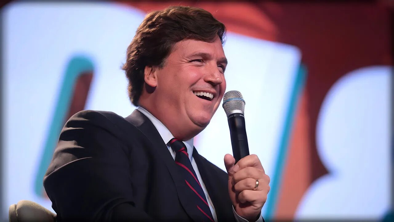 Tucker Carlson Takes on Chris Christie's Stand on Ukraine Aid