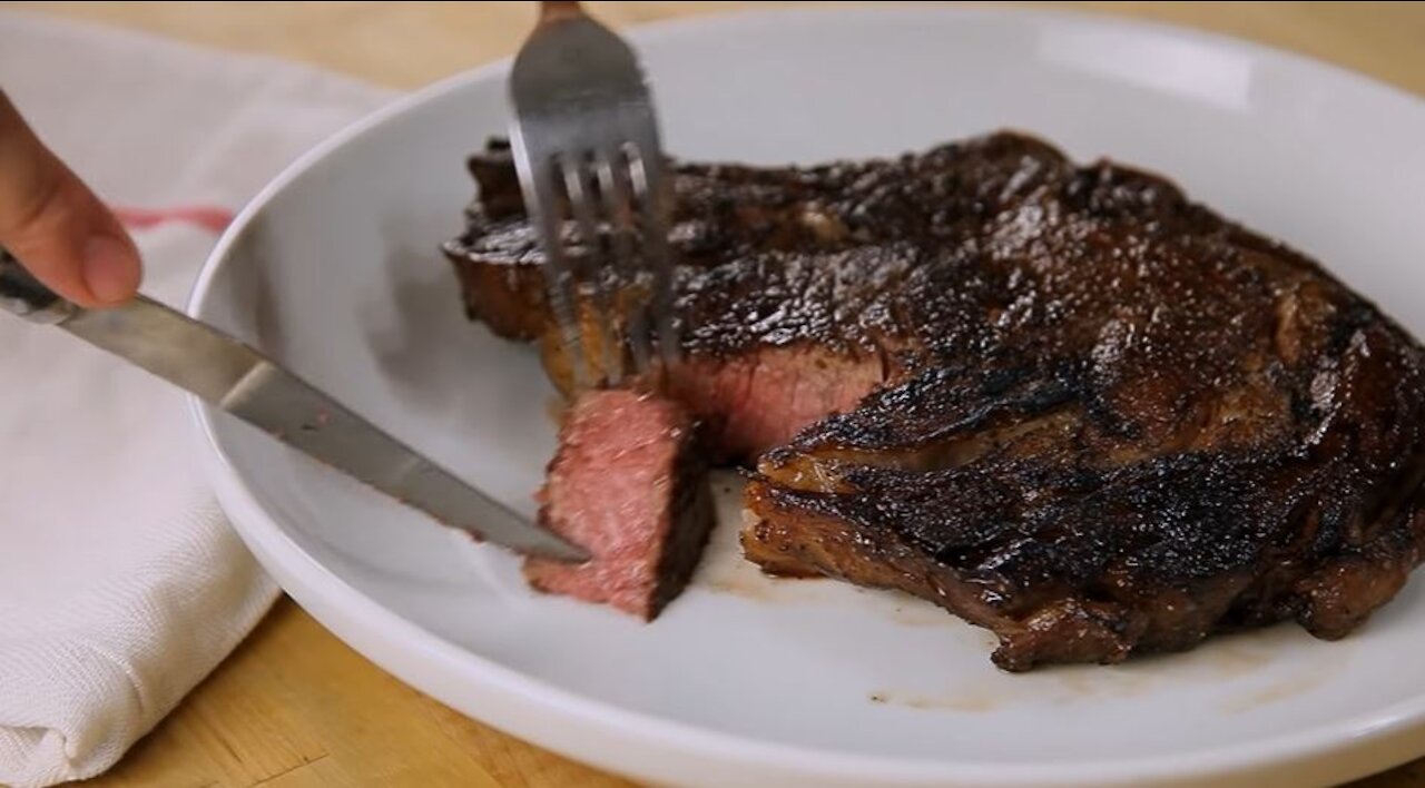 How to PERFECTLY Cook Your Steak (Cooking 101)