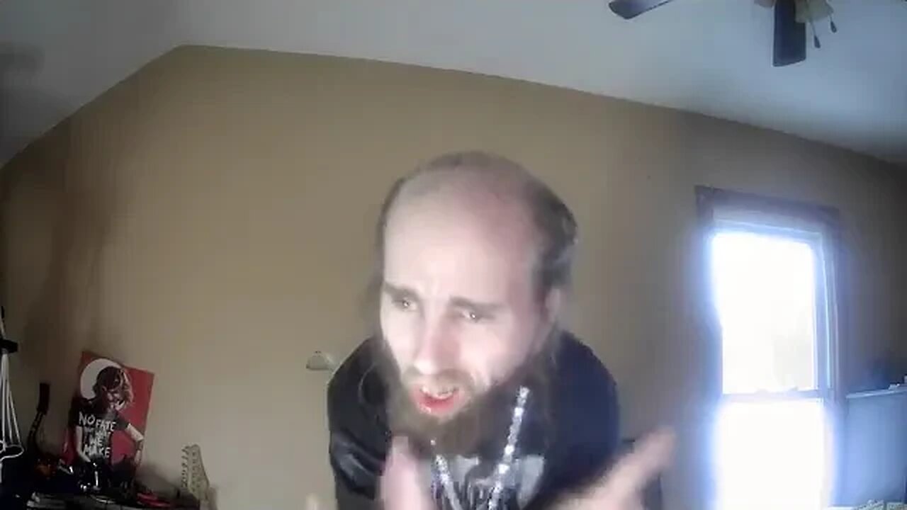 Cyraxx live on FB. "TROLLING IS FOR LOSERS!!!". Deleted. 12/24/2022