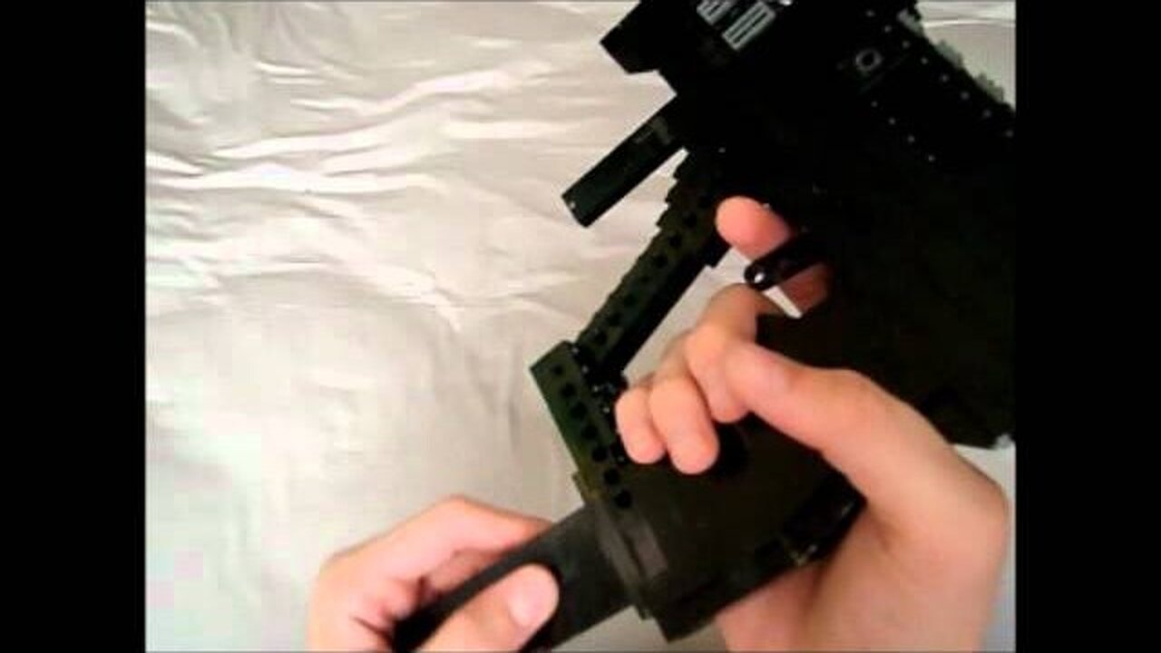 LEGO UZI Pro w/ MEPRO 21 Reflex Sight