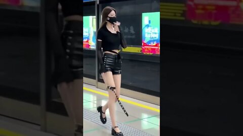 Sexy Chinese Girl Is Likely Into SM Rides The Subway