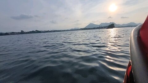 Pani re Pani Tera rang kaisa....