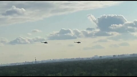 Russian Choppers Patrolling the Skies Over Moscow; Wagner Rebellion Ongoing