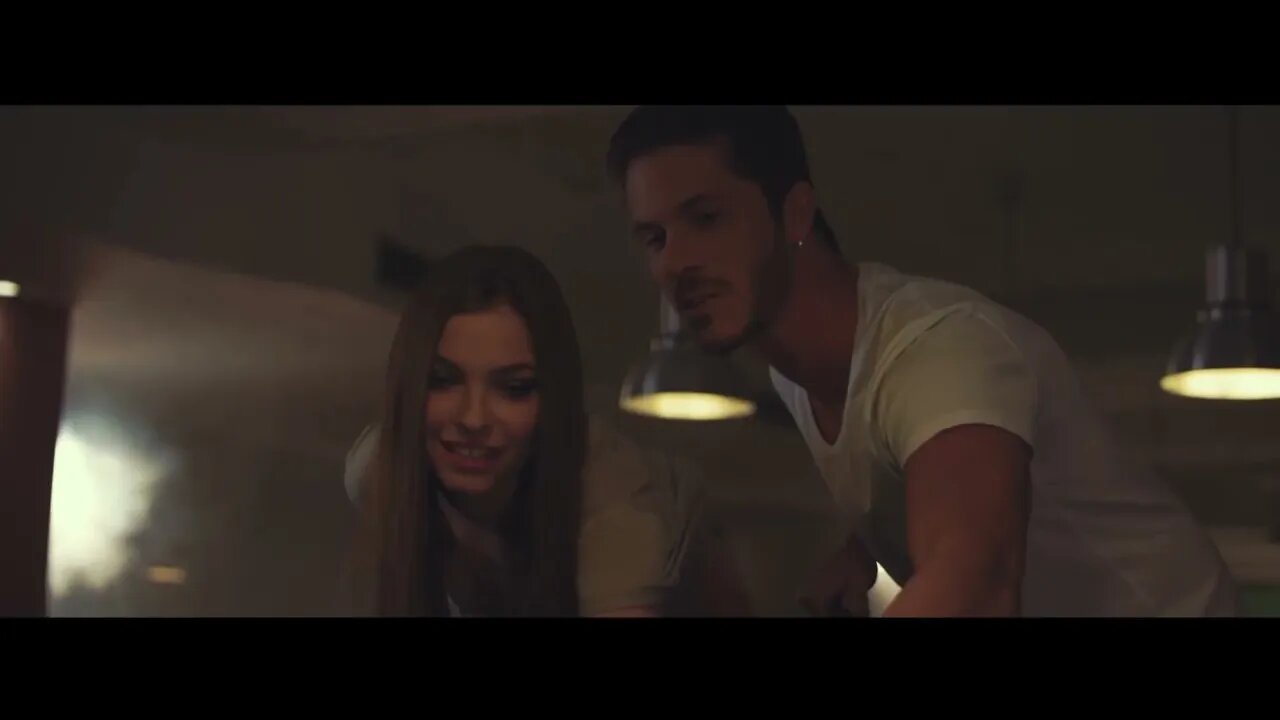 Νίκος Οικονομόπουλος - Για χίλιους λόγους (2015) - Μουσικό βίντεο
