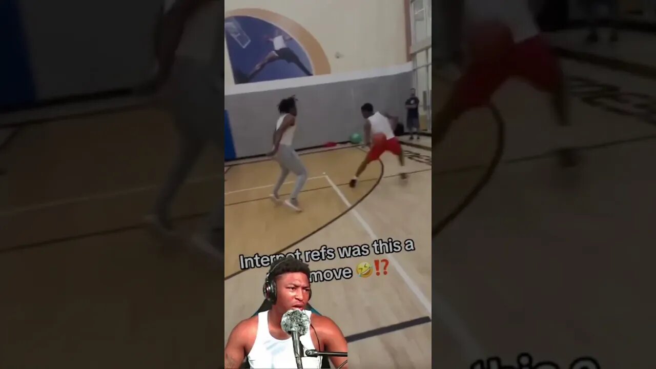Internet ref was this a clean move ? 😭 #basketball #hoops #dunks