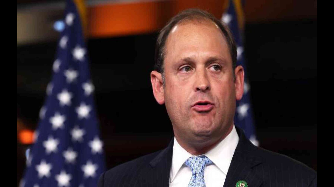 GOP Rep. Andy Barr Endorses Trump for ‘Strong Leadership Both at Home and Abroad