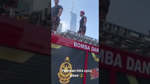 fireman hits the zyzz pose🔱 #zyzzlegacy #motivation #shorts #trending