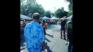 Farmers market flash mob