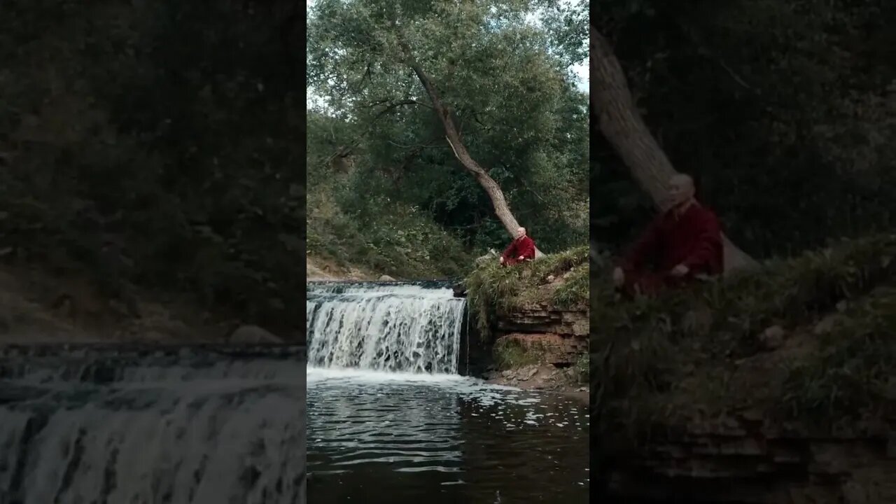 A Buddhist monk meditating Outdoors in Nature #buddha #viral #shorts #nature #relaxing #meditation