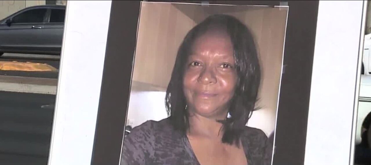 Las Vegas police seek help solving deadly hit-and-run case