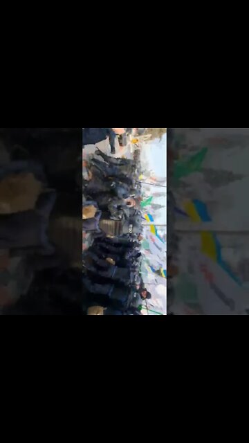 🇺🇦 Protesters attempt to enter the Verkhovna Rada #ukraine #russia #shorts