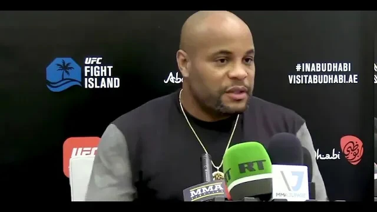 Daniel Cormier wants Khabib Nurmagomedov to fight Conor Mcgregor again for the money