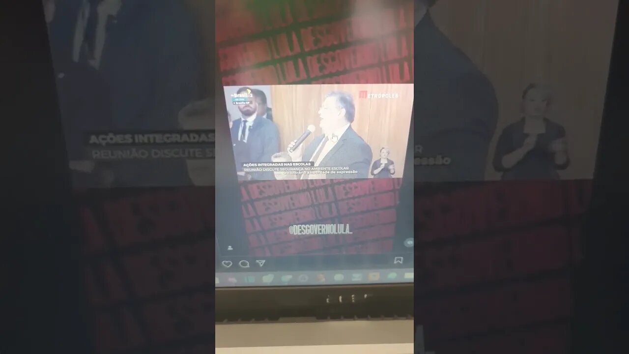 A idéia que regular e fiscalizar a inter é contrário a liberdade de expressão... pqp 🤡😤🤐🤬🤢🤮🐙