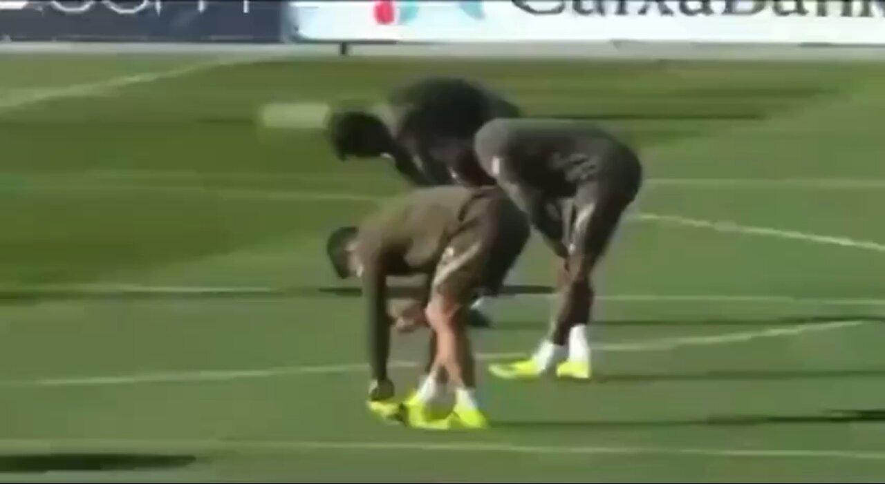 ご覧の映像はファイザー製コロナワクチンの提供でお送りします