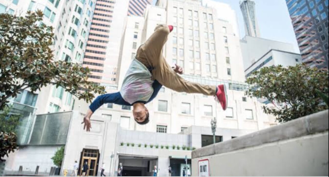 Quedas incríveis de parkour