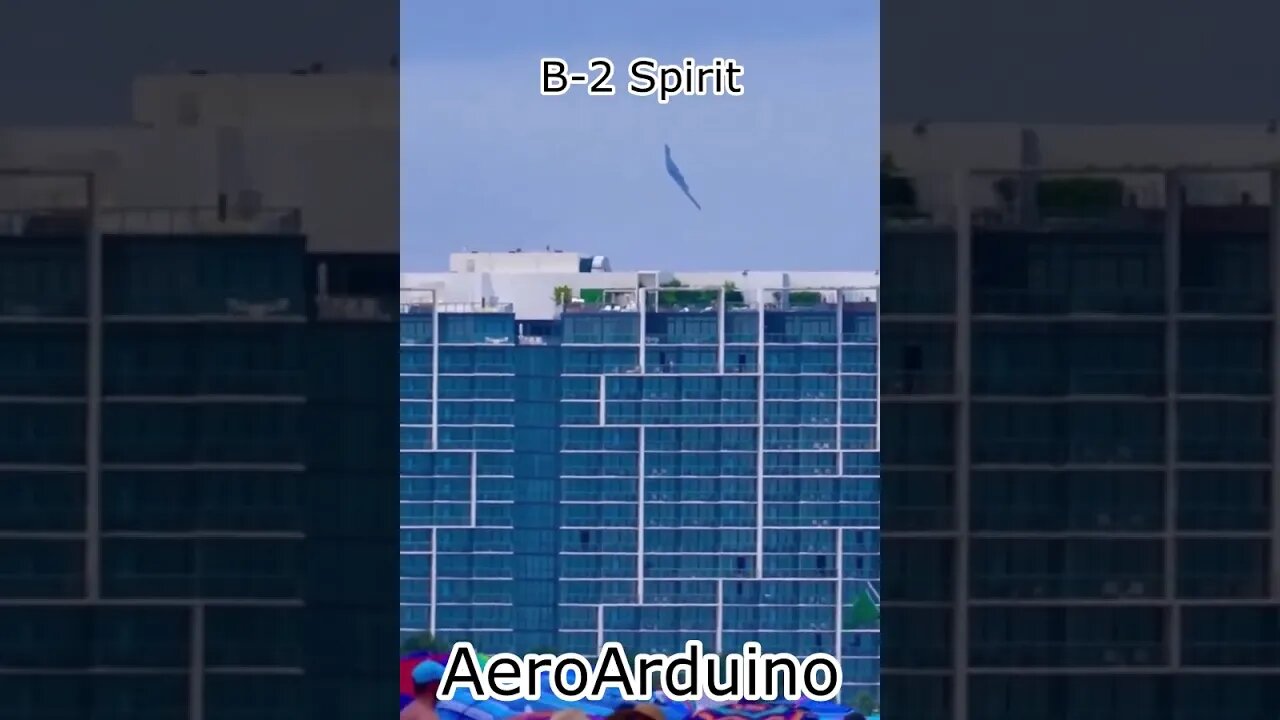 Watch Huge B2 Spirit Flying Over People in Florida #Aviation #Fly #AeroArduino