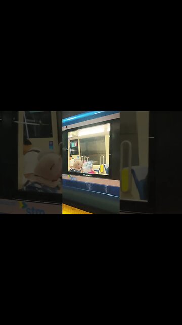 Up close Montréal metro #viralvideo #montreal #publictransport #travel #traintravel #station