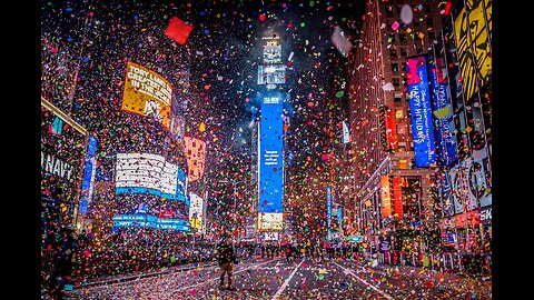 HAPPY NEW YEAR!!! 2024 BAYBEEE!!! YEAR IN REVIEW AND GAMING!!!