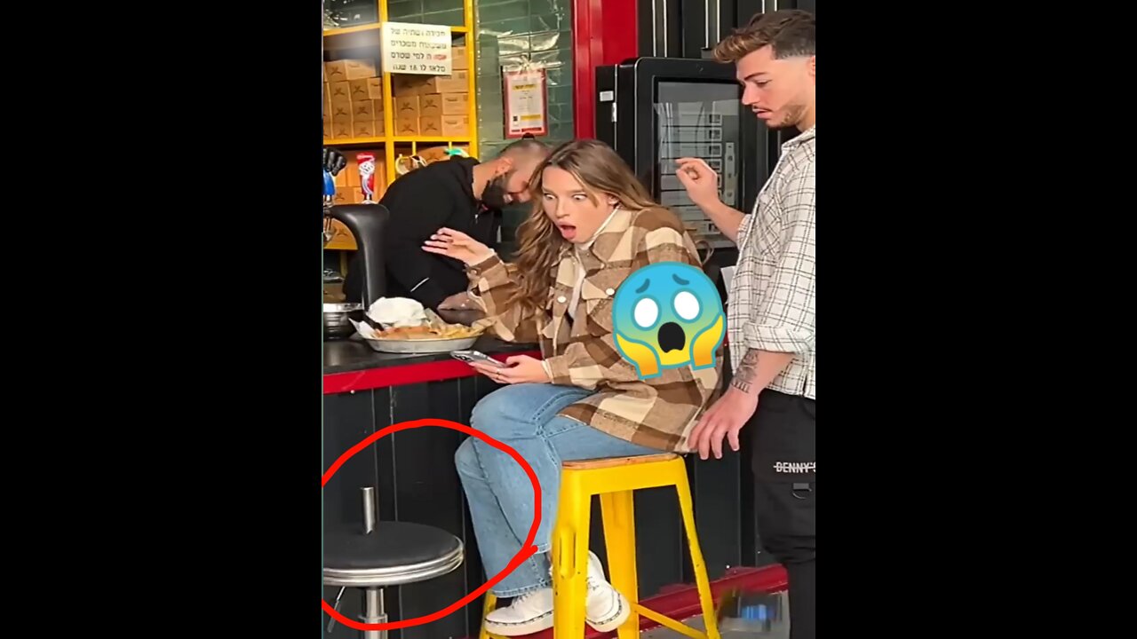 OMG😱 Her expressions and pain of Boy - viral prank video