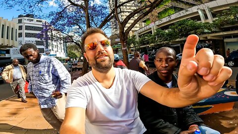 "They will snatch your phone" 🇰🇪 Kenya, Nairobi