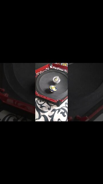 quem venceu essa batalha maluca? #batalhadebeyblade #beyblade #beybladeburst #viral