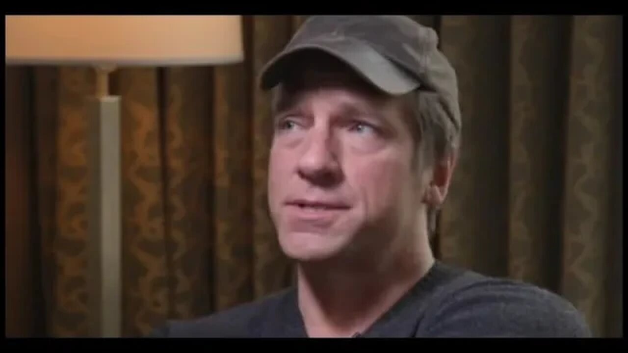 Mike Rowe Sets The Record Straight After Being Called A ‘Fraud’