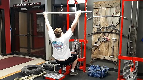 Recent Workout Footage - Wide Grip Pulldowns & Calves