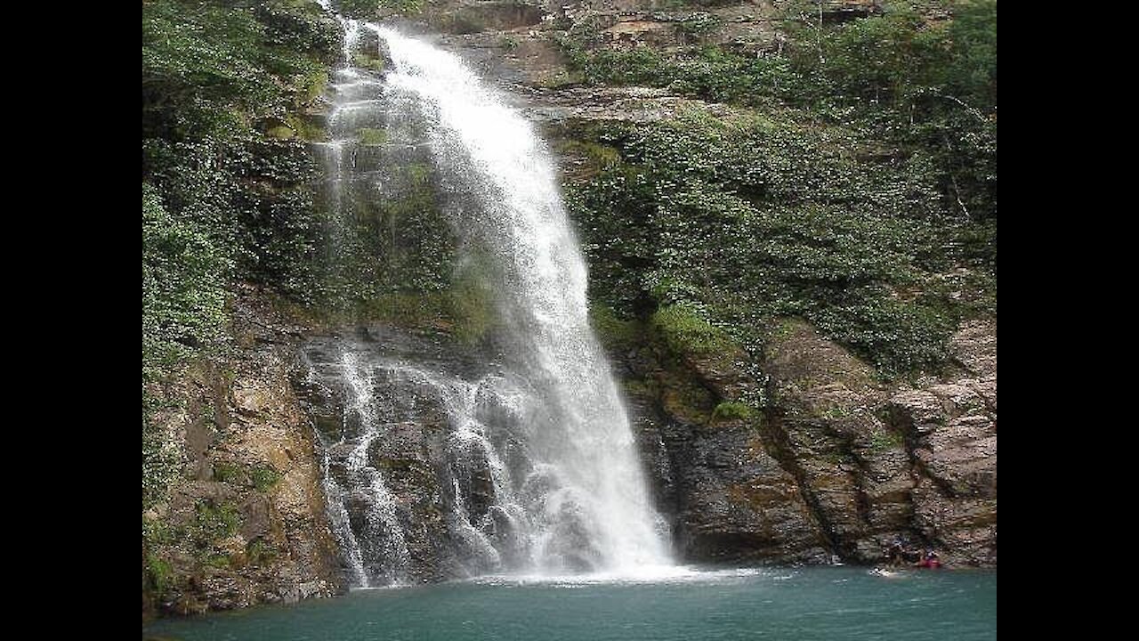 Waterfall falling in free fall from above