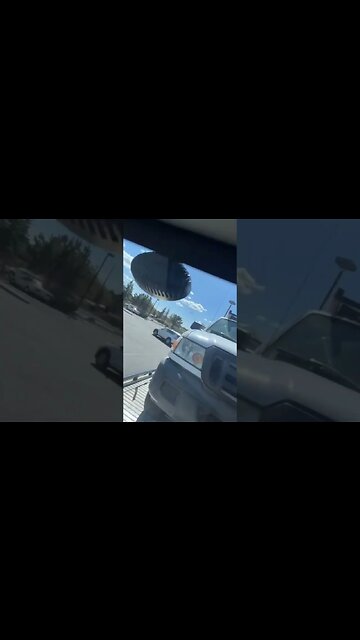 Jacob had a little pit stop in Flagstaff, AZ today! Let's just hope he got back home in time! 💩💣