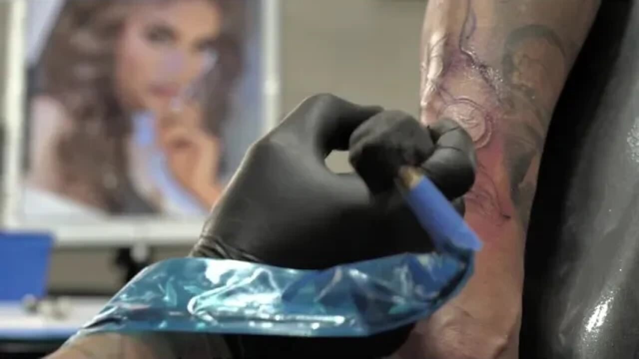 Tattoo Artist - #tattooartist #tattoo #tattoodesign #femaletattooartist #howto