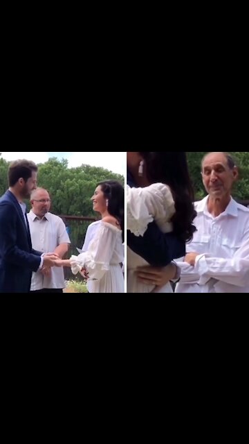 Dad has the sweetest reaction to giving his daughter away