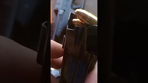 Testamos a Pistola BERETTA calibre 09 milímetros