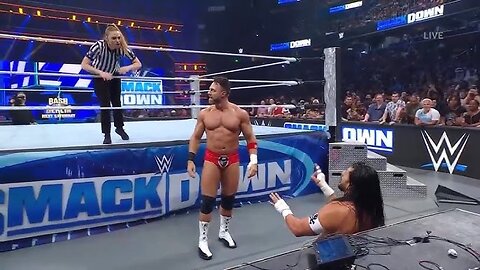 LA Knight vs. Santos Escobar