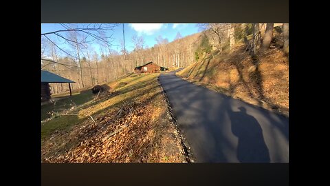 NW NC at The Treehouse 🌳 New asphalt road and driveway 500’ x 10’ Yancey County Green Mountain