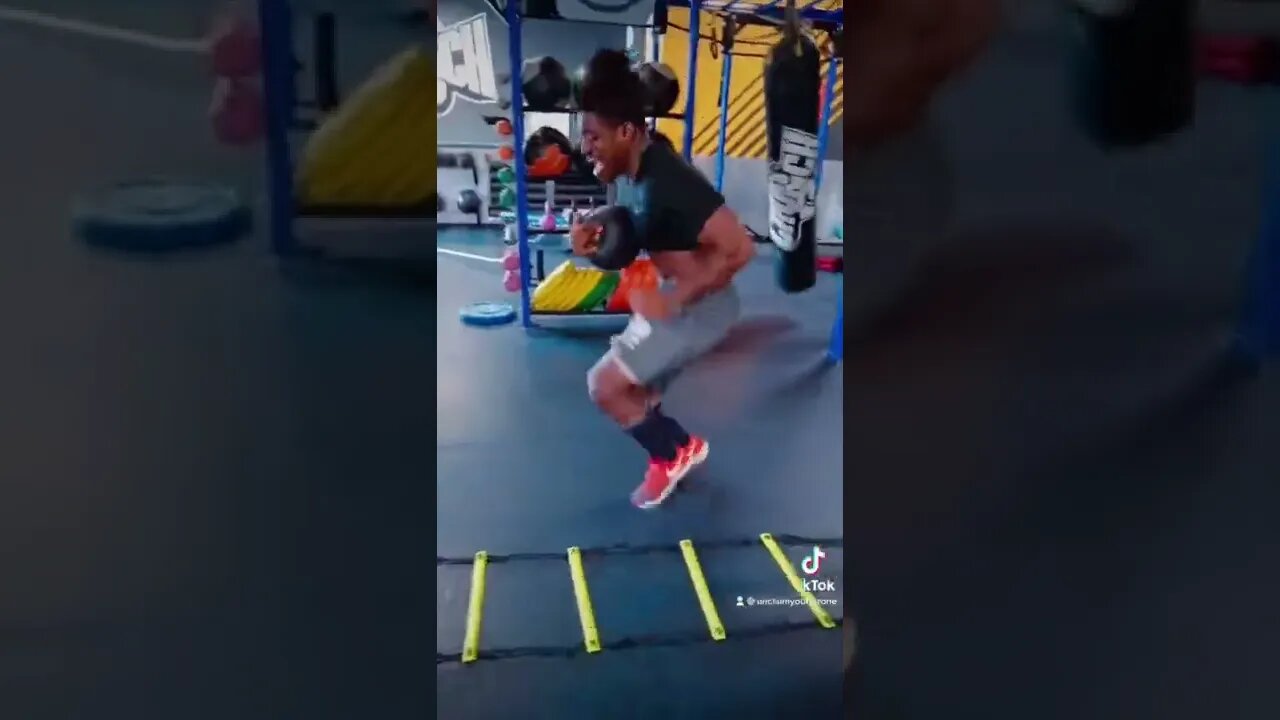 I don’t know why everyone is so worried about the vax 👑