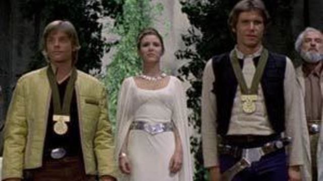 Why the Ending of 'Star Wars' is Secretly Kind of Dumb