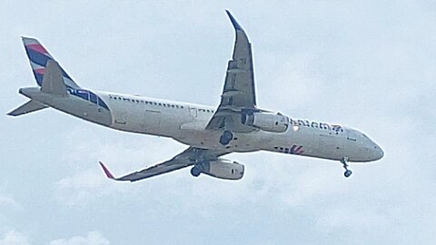 Airbus A321 PT-MXL coming from Belém do Pará to Fortaleza
