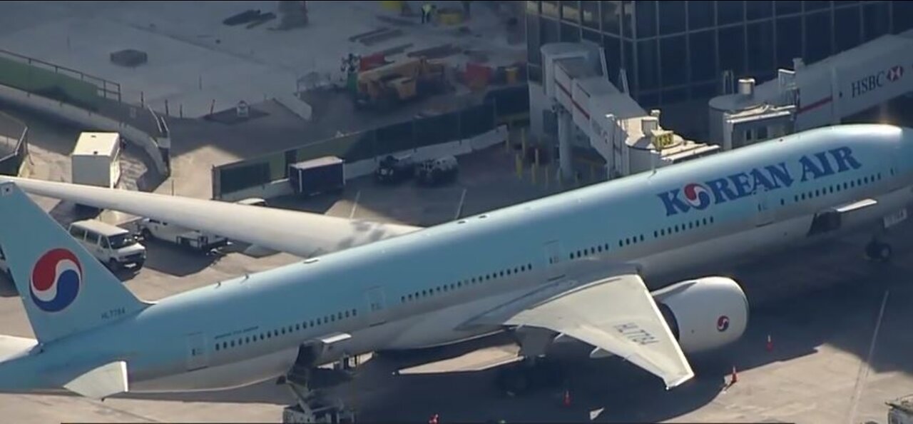 Korean Air flight cleared to land in Vegas after possible coronavirus exposure