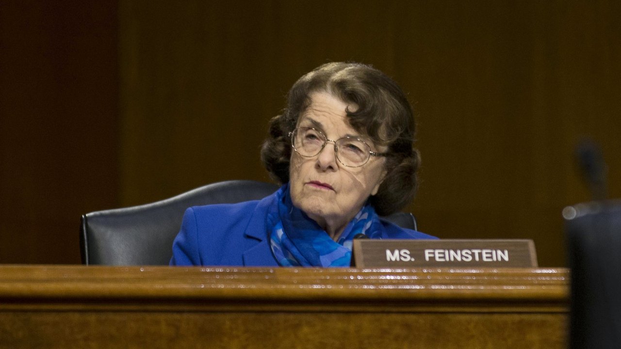 Sen. Feinstein 'Voluntarily' Talked To FBI About Husband's Stock Sales