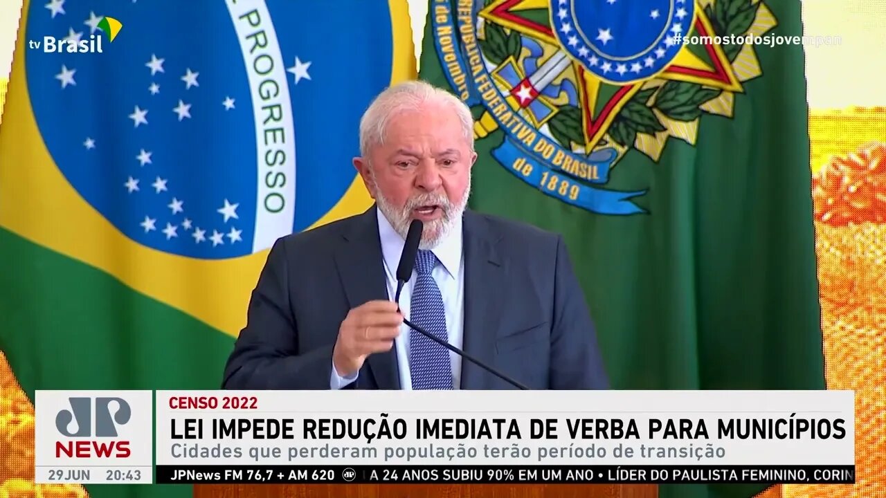 Lula sanciona lei que impede redução imediata de verba para municípios