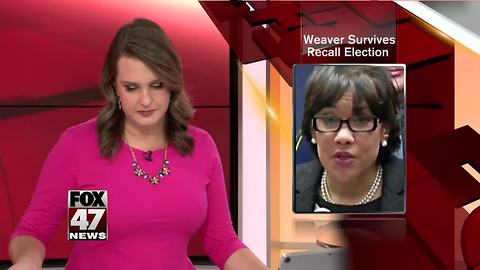 Weaver survives recall, remains Flint mayor