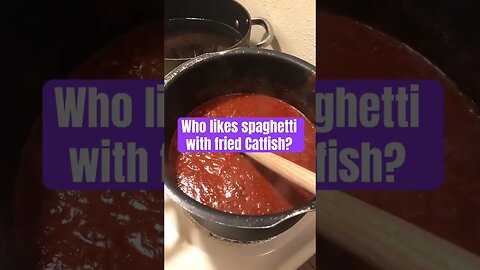 Who likes spaghetti with fried cat fish #friedfish #spaghetti #shorts
