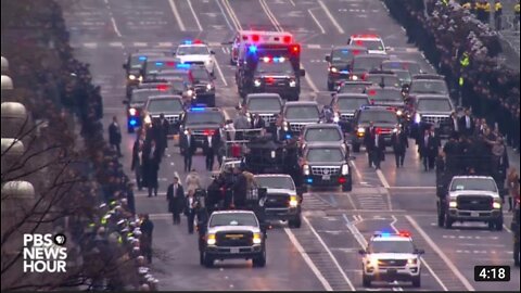 Donald Trump force motorcade heads to white house