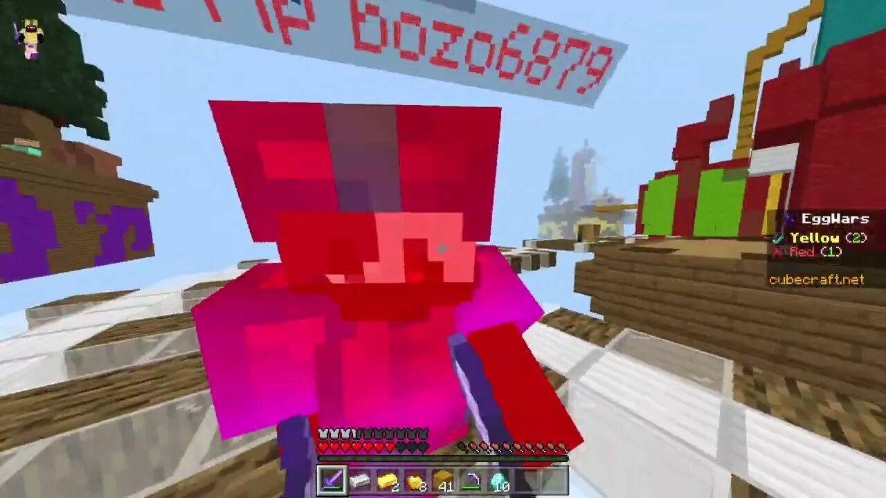 trash Red team noob running away just to fold Himself