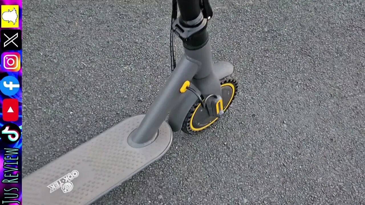 Half Price E Scooter Ook Tek vs. Xiaomi 3 Lite