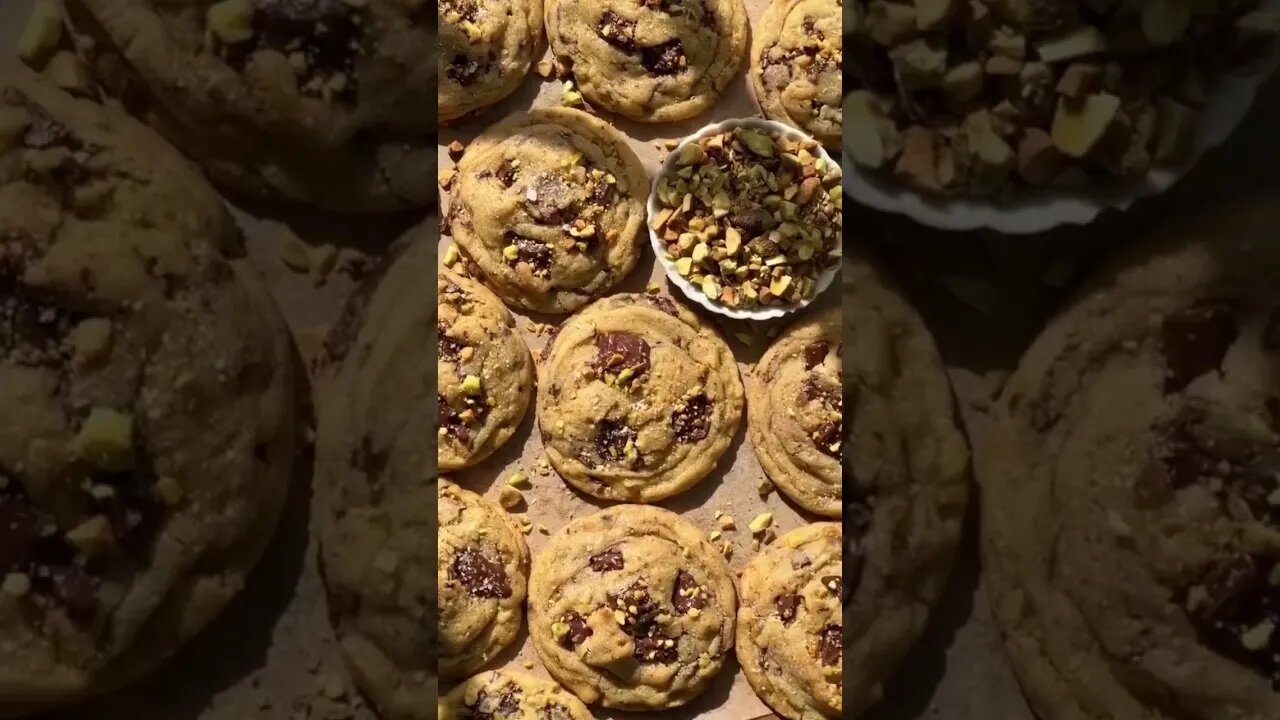 Pistachio chocolate chunk cookies tiktok inbloombakery