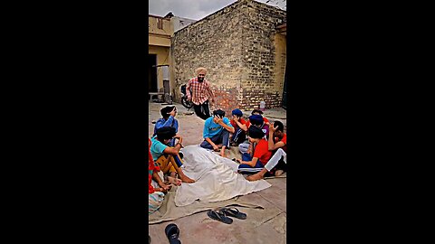 ehnu das kine mareya🤣🤣🤣plz follow