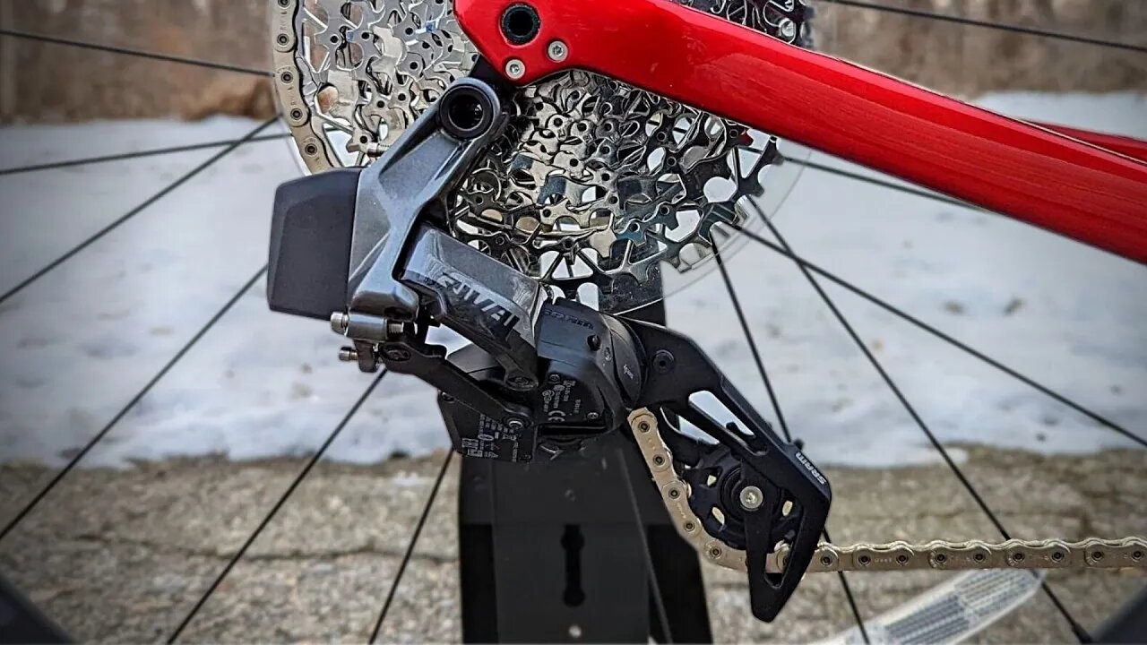 A Quick Look | SRAM Rival eTap AXS XPLR Wireless Gravel Derailleur